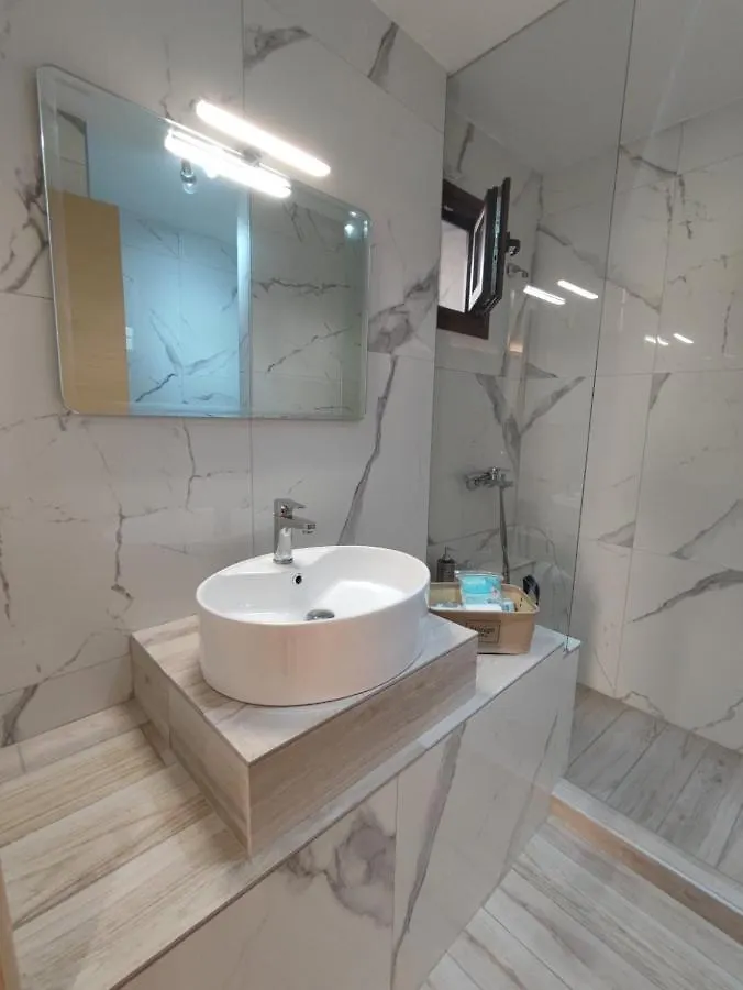 Theasis 3 Apartment Neos Marmaras
