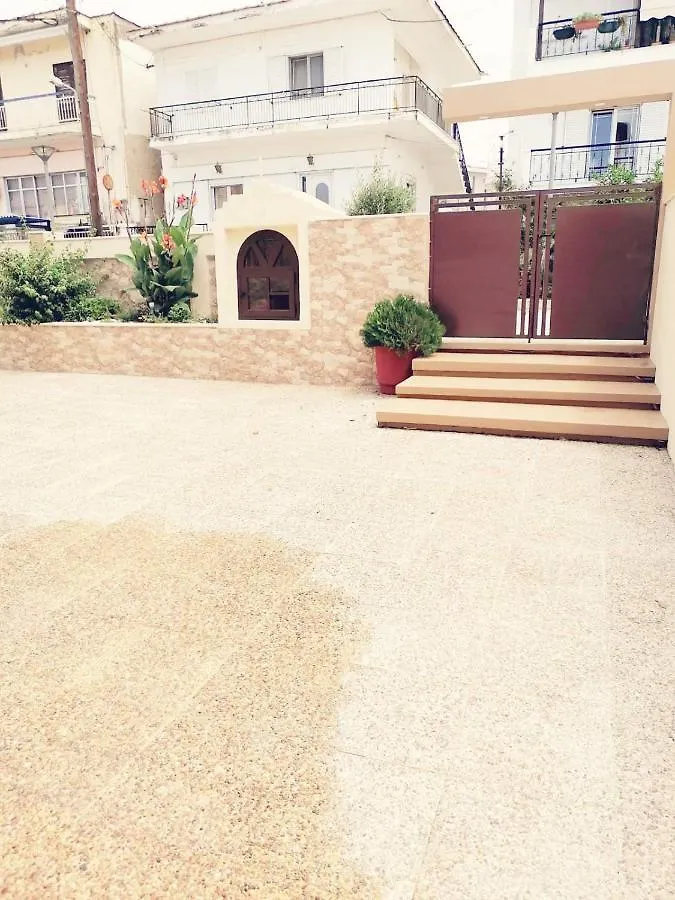 Theasis 3 Apartment Neos Marmaras